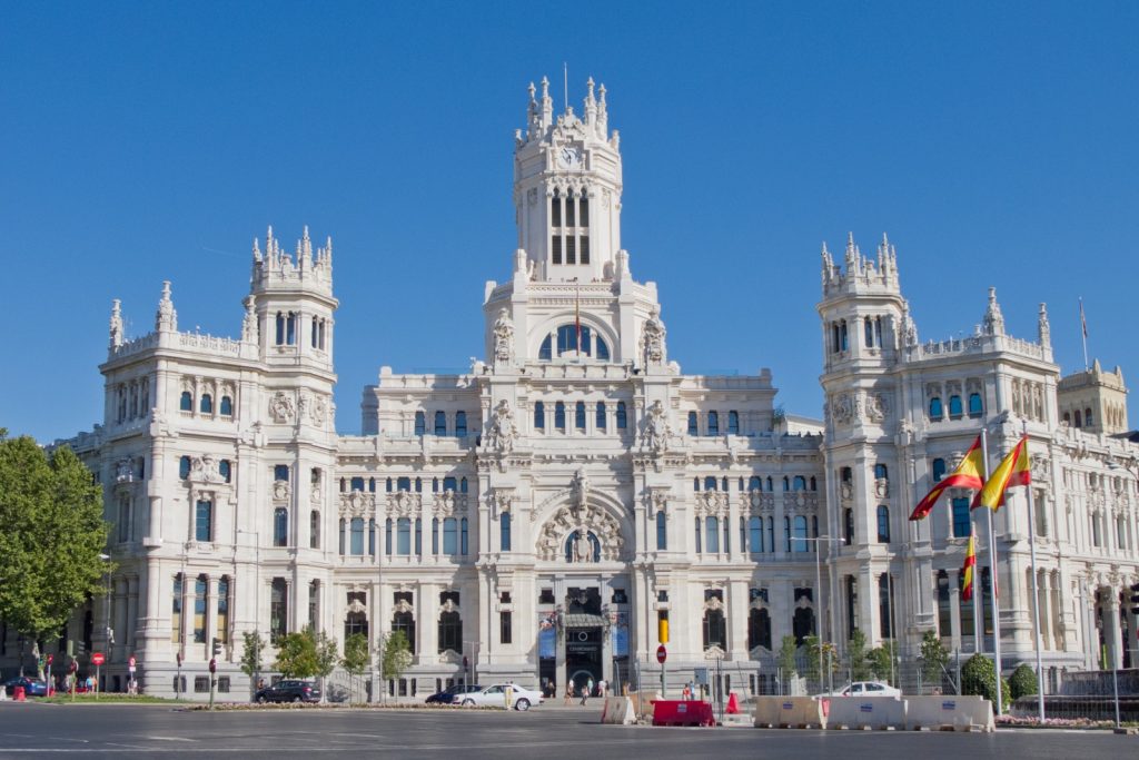 Palace of Communications, Madrid, Courtesy of Carlos Delgado; CC-BY-SA